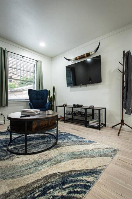 Downtown Austin Suite Retreat מראה חיצוני תמונה