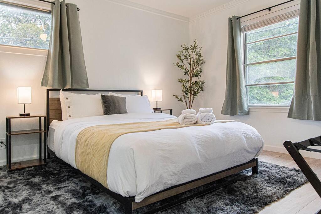 Downtown Austin Suite Retreat מראה חיצוני תמונה
